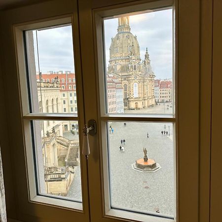 Exklusives Apartment Mit Einmaligem Blick Zur Frauenkirche - Parkplatz Kostenfrei เดรสเดน ภายนอก รูปภาพ