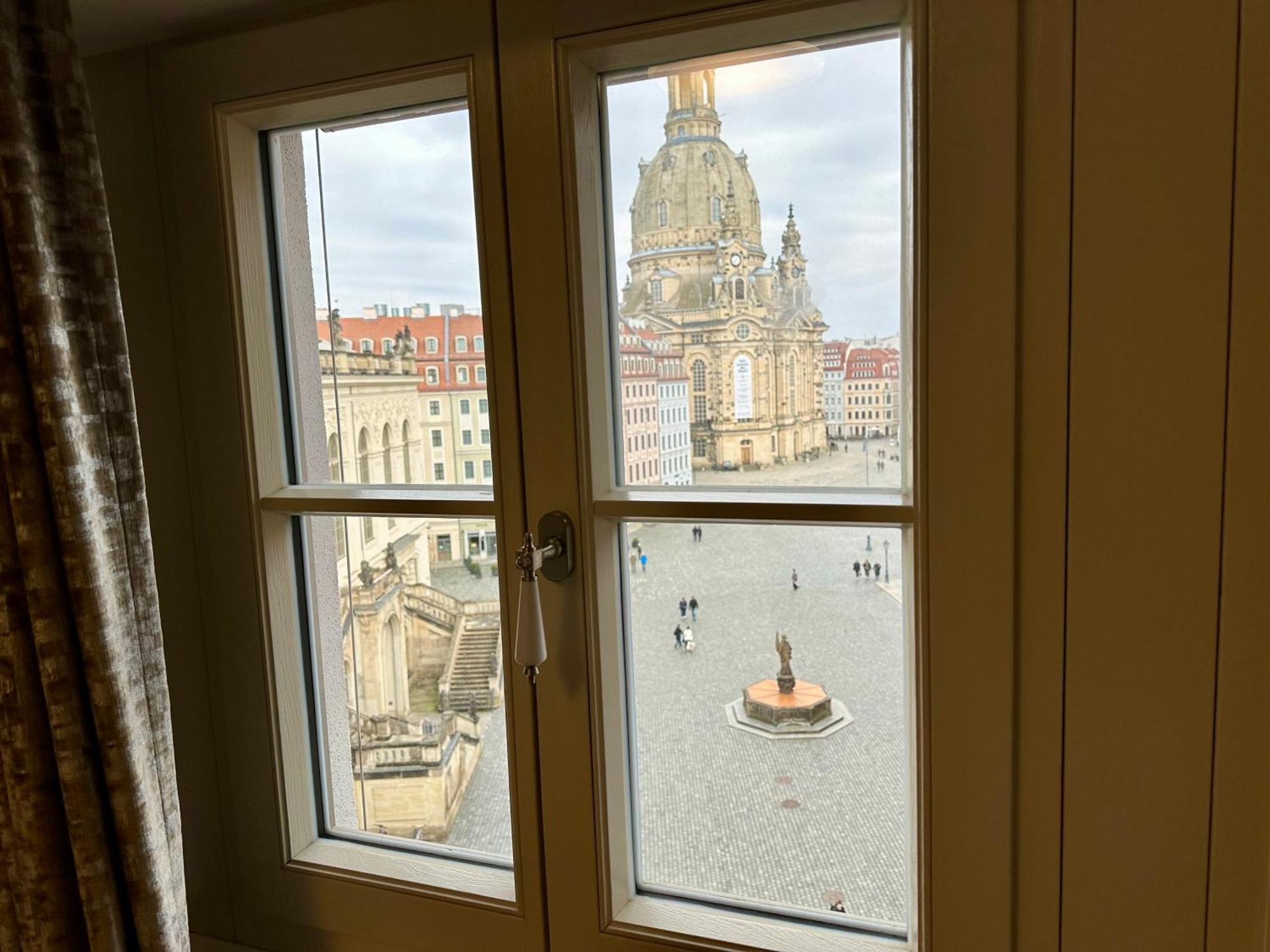 Exklusives Apartment Mit Einmaligem Blick Zur Frauenkirche - Parkplatz Kostenfrei เดรสเดน ภายนอก รูปภาพ